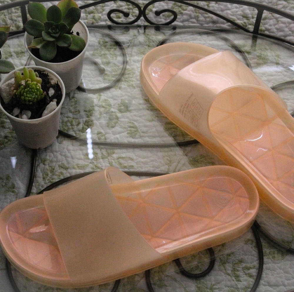 UO Jelly Strap Slides